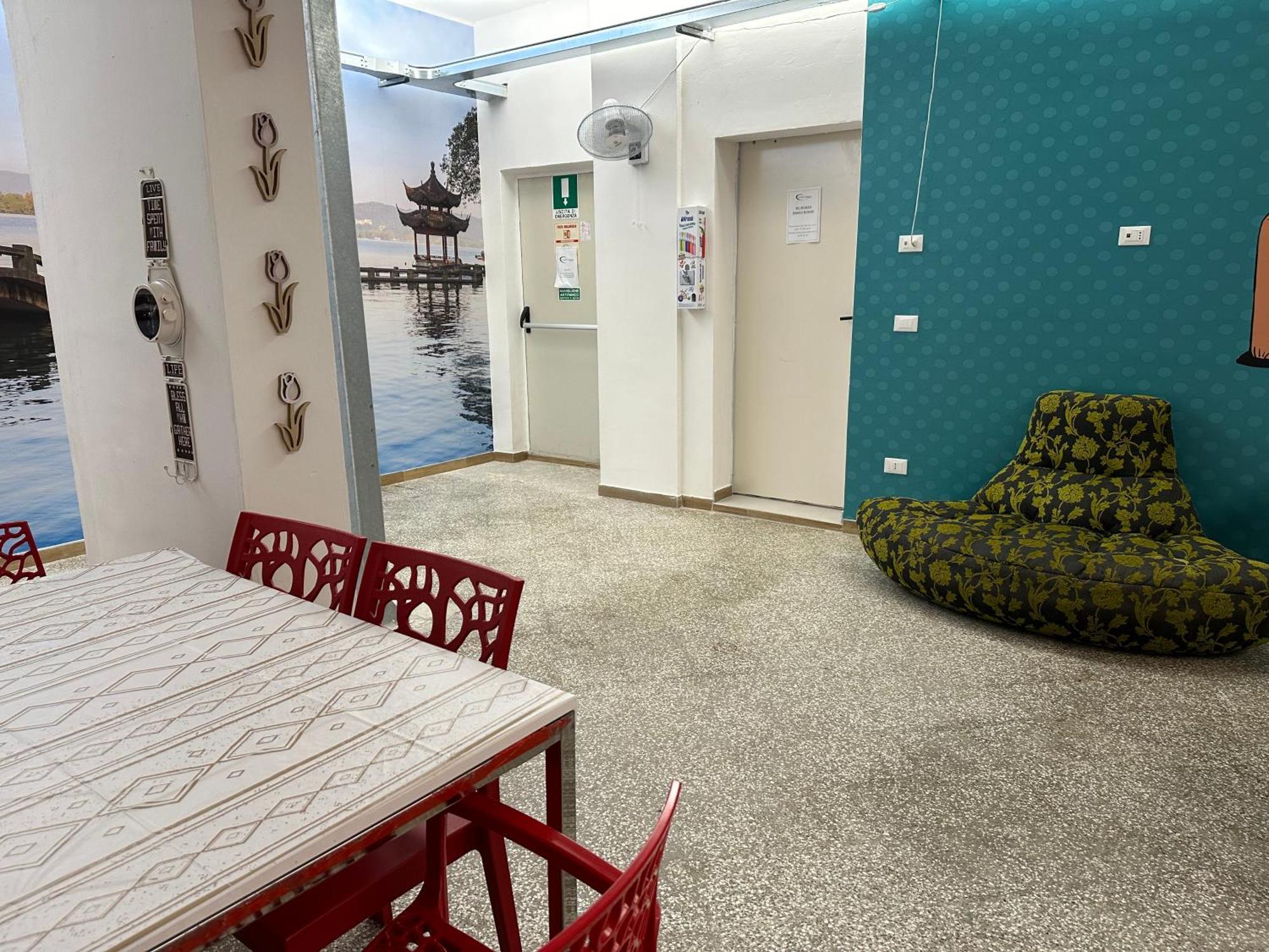Cconforthotels Host Bari Centrale Exterior foto
