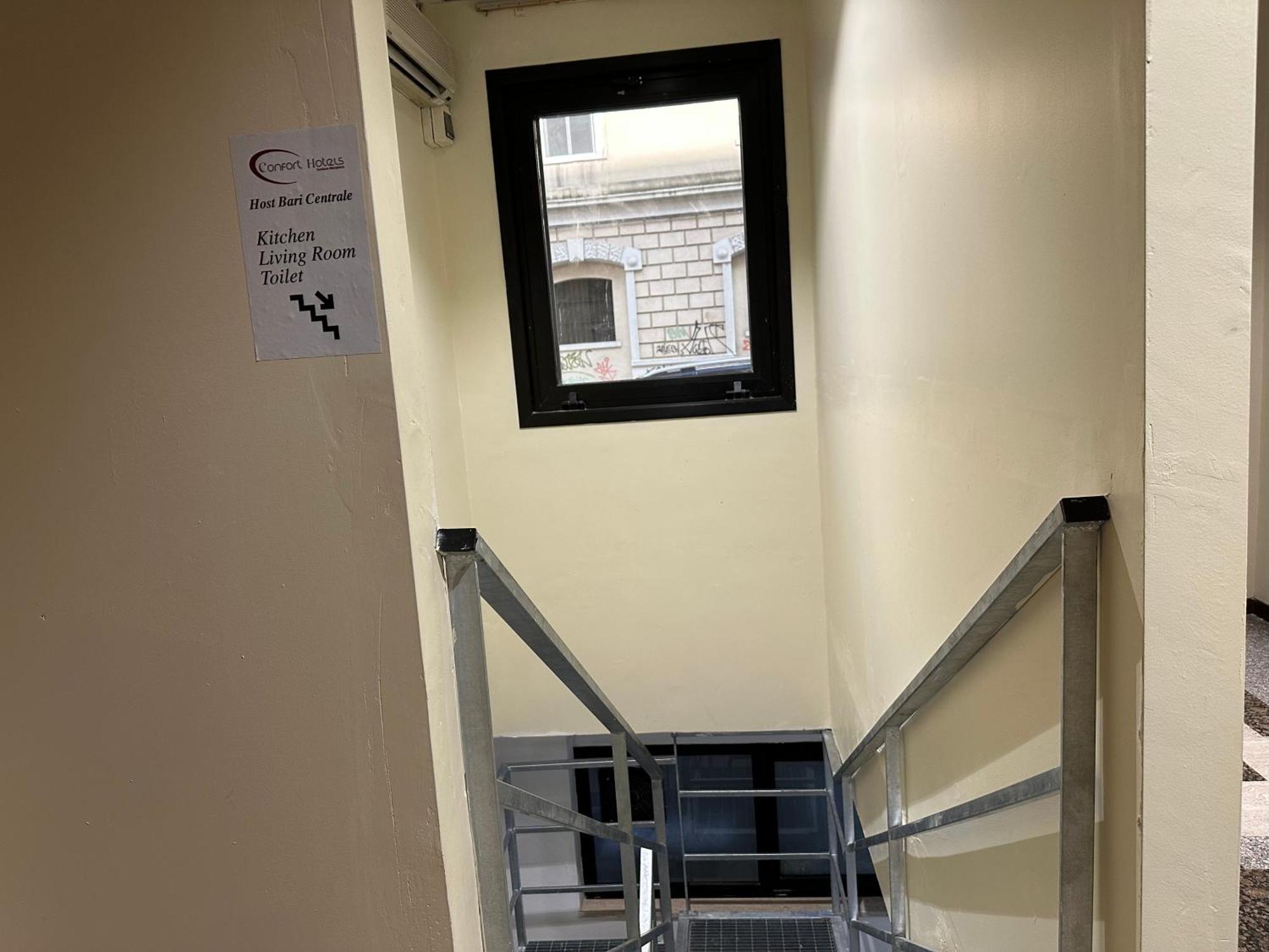 Cconforthotels Host Bari Centrale Exterior foto